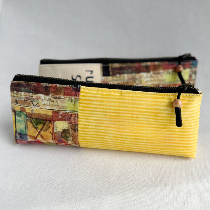 Zip Bag Pouch - Holds Art Pens, Paintbrushes and Supplies